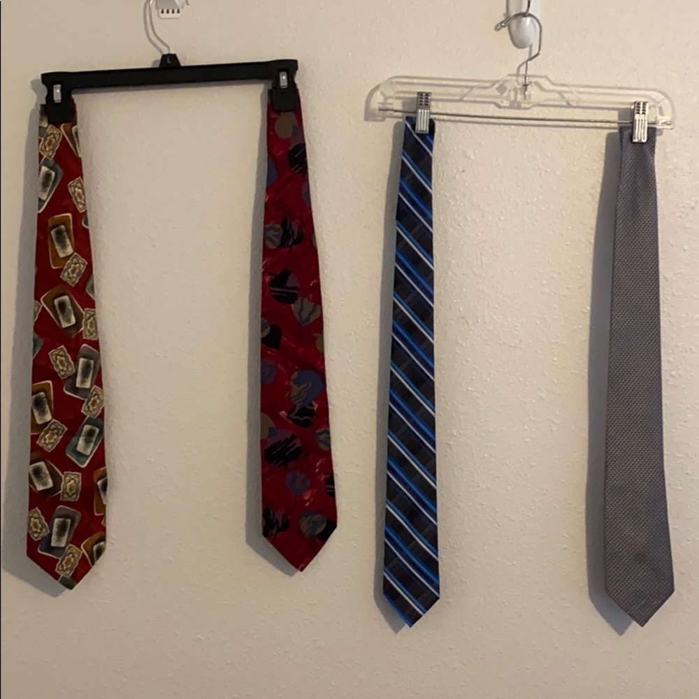 4 pak Assorted Bar Style Neck Ties